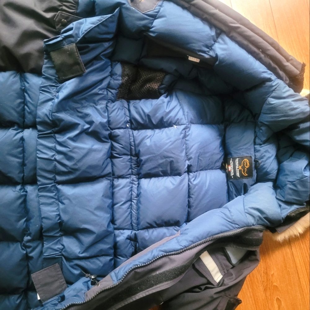 Men's Canada Goose Resolute Jacket - Size S - Navy Blue - Picture 4 of 10